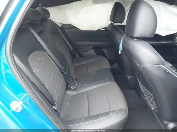 3KPF54AD8NE505593 2022 KIA FORTE - Image 8