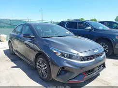 3KPF54AD8NE506727 2022 KIA FORTE