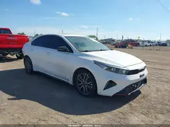 3KPF54AD8NE510194 2022 KIA FORTE