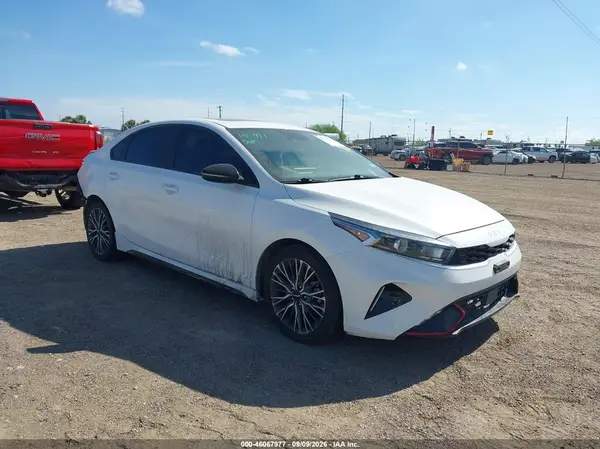 3KPF54AD8NE510194 2022 KIA FORTE - Image 1