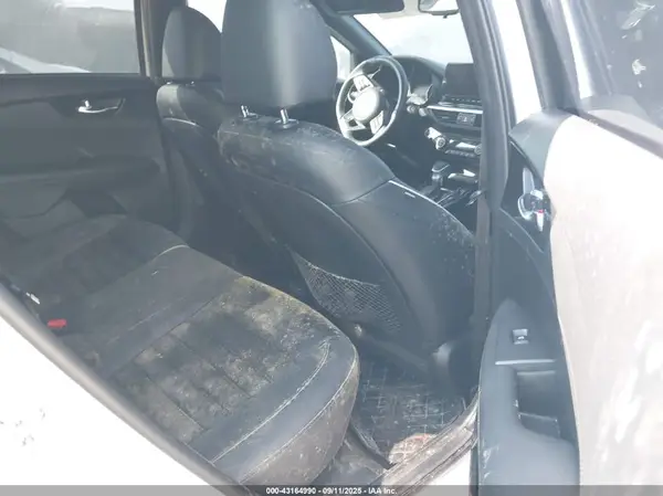 3KPF54AD8NE511314 2022 KIA FORTE - Image 8