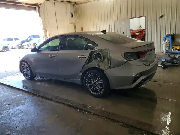 3KPF54AD8PE514555 2023 KIA FORTE - Image 2