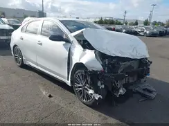 3KPF54AD8PE523305 2023 KIA FORTE