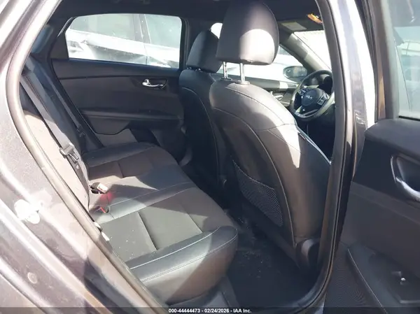 3KPF54AD8PE530304 2023 KIA FORTE - Image 8