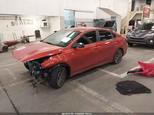 3KPF54AD8PE533316 2023 KIA FORTE - Image 2
