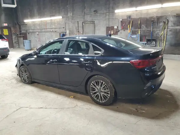 3KPF54AD8PE533574 2023 KIA FORTE - Image 2
