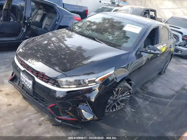 3KPF54AD8PE539617 2023 KIA FORTE - Image 2