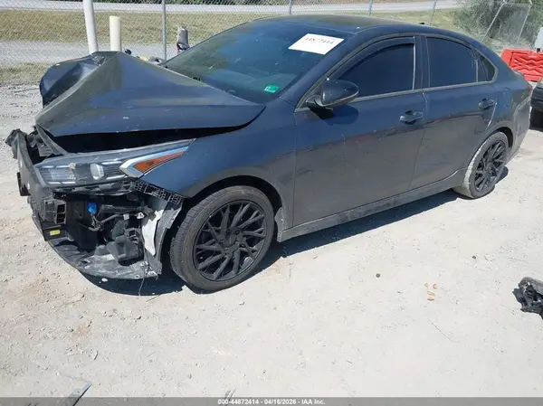 3KPF54AD8PE541268 2023 KIA FORTE - Image 2