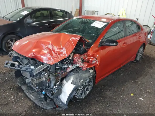 3KPF54AD8PE542291 2023 KIA FORTE - Image 2