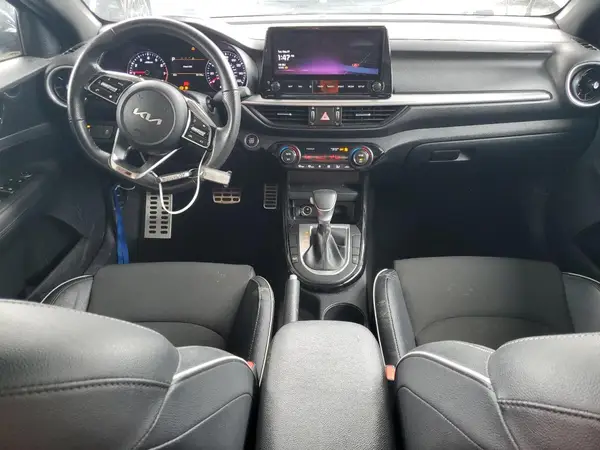3KPF54AD8PE549581 2023 KIA FORTE - Image 8