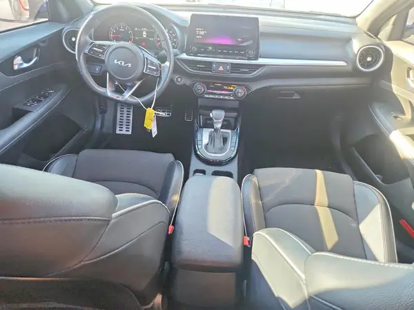 3KPF54AD8PE550438 2023 KIA FORTE - Image 8