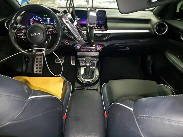 3KPF54AD8PE552481 2023 KIA FORTE - Image 8