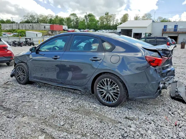 3KPF54AD8PE558457 2023 KIA FORTE - Image 2