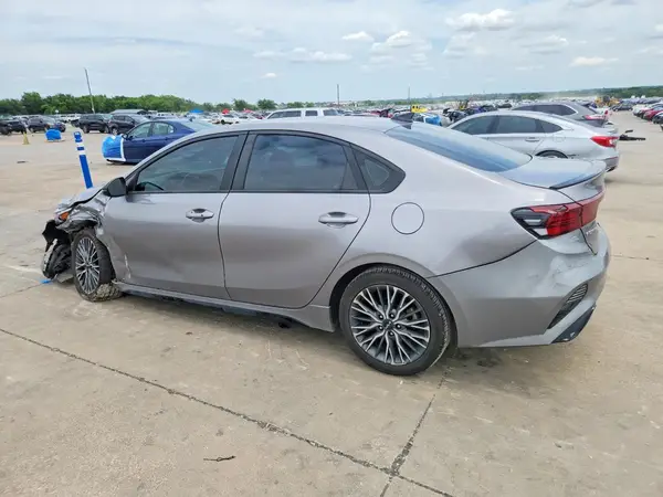 3KPF54AD8PE564341 2023 KIA FORTE - Image 2