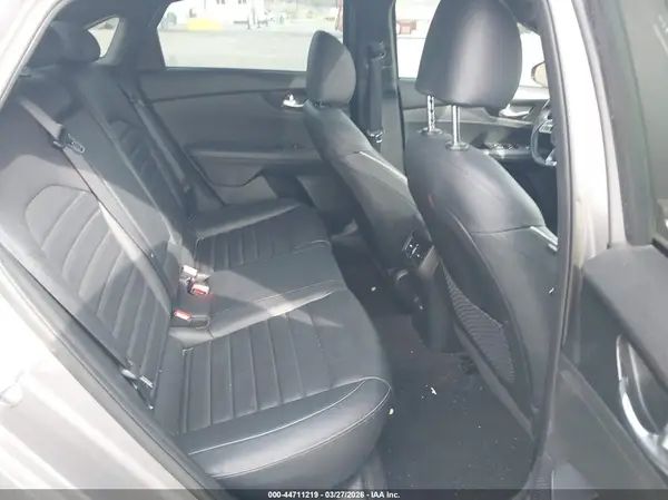 3KPF54AD8PE568342 2023 KIA FORTE - Image 8
