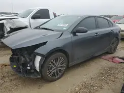 3KPF54AD8PE573623 2023 KIA FORTE