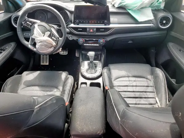 3KPF54AD8PE573637 2023 KIA FORTE - Image 8