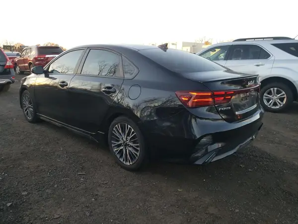 3KPF54AD8PE575033 2023 KIA FORTE - Image 2