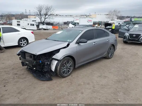3KPF54AD8PE580023 2023 KIA FORTE - Image 2