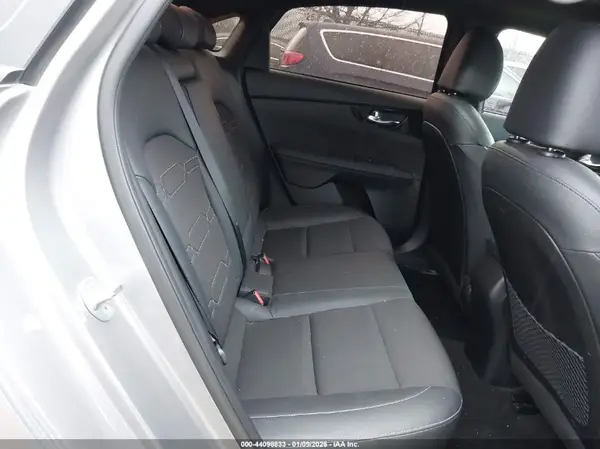 3KPF54AD8PE580023 2023 KIA FORTE - Image 8