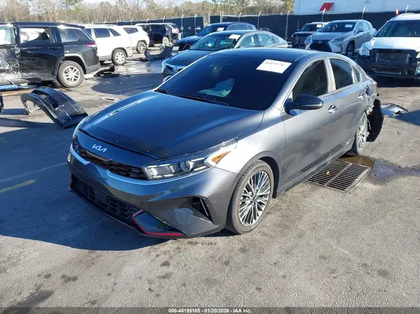 3KPF54AD8PE591197 2023 KIA FORTE - Image 2
