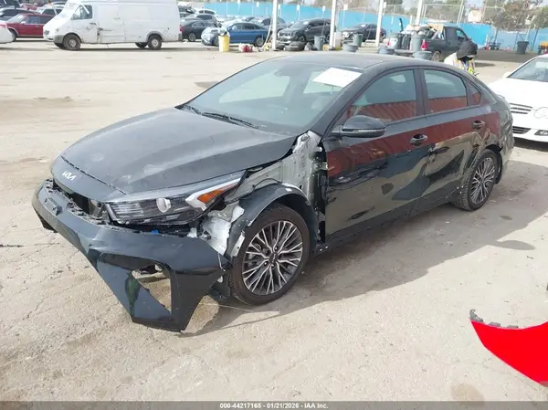 3KPF54AD8PE591393 2023 KIA FORTE - Image 2