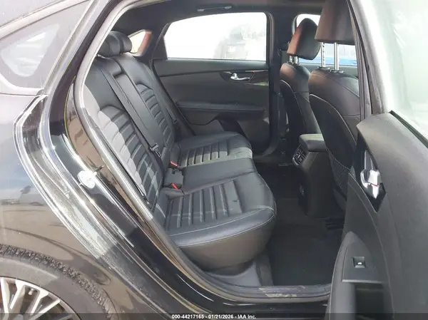3KPF54AD8PE591393 2023 KIA FORTE - Image 8