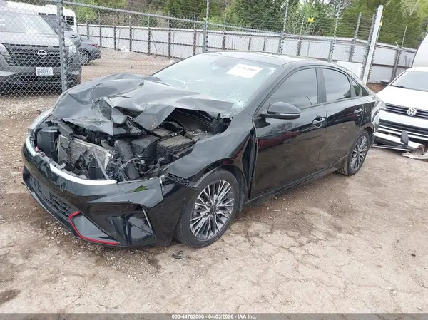 3KPF54AD8PE596481 2023 KIA FORTE - Image 2