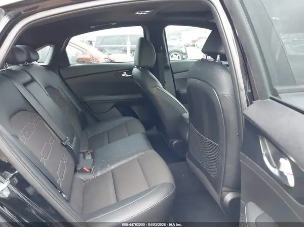 3KPF54AD8PE596481 2023 KIA FORTE - Image 8