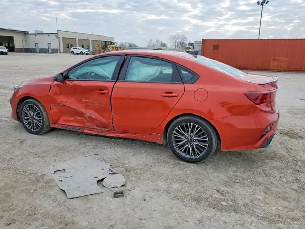 3KPF54AD8PE598912 2023 KIA FORTE - Image 2