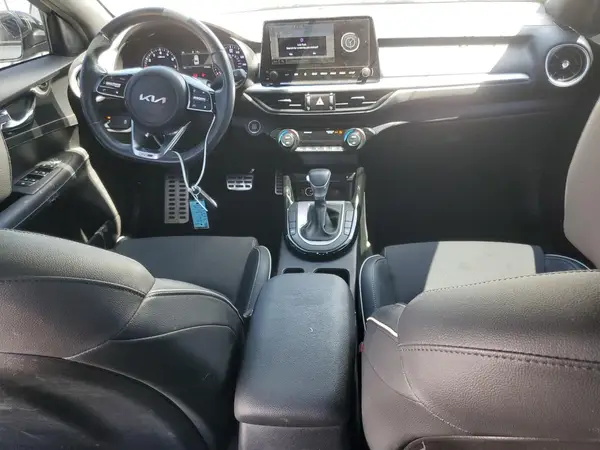 3KPF54AD8PE604384 2023 KIA FORTE - Image 8