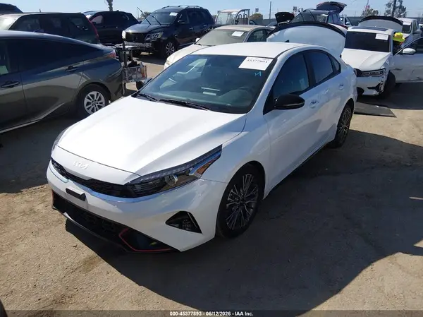 3KPF54AD8PE610685 2023 KIA FORTE - Image 2