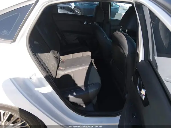 3KPF54AD8PE610685 2023 KIA FORTE - Image 8