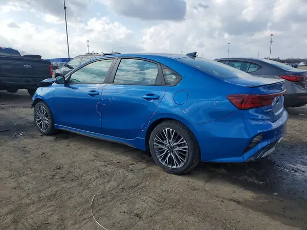3KPF54AD8PE611738 2023 KIA FORTE - Image 2