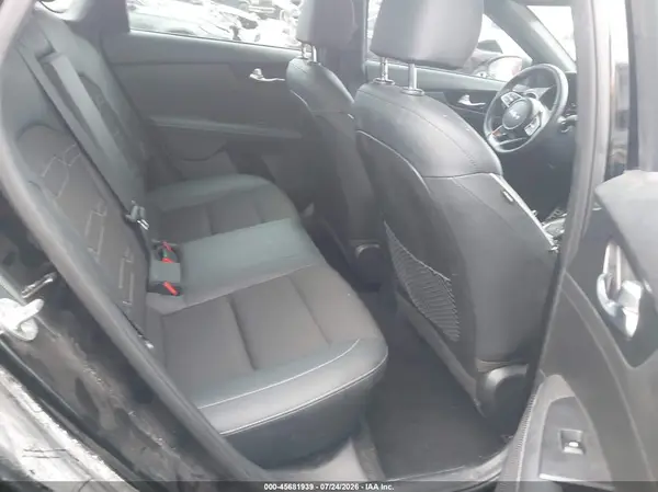 3KPF54AD8PE614171 2023 KIA FORTE - Image 8
