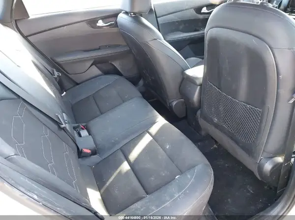 3KPF54AD8PE615594 2023 KIA FORTE - Image 8