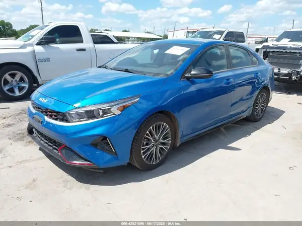 3KPF54AD8PE618978 2023 KIA FORTE - Image 2