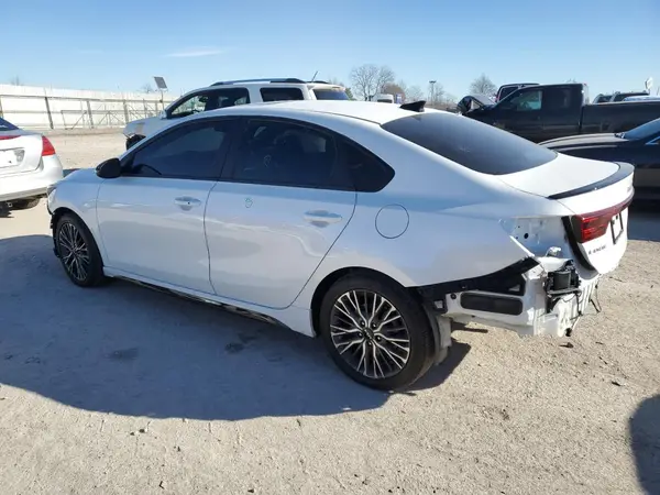 3KPF54AD8PE620388 2023 KIA FORTE - Image 2