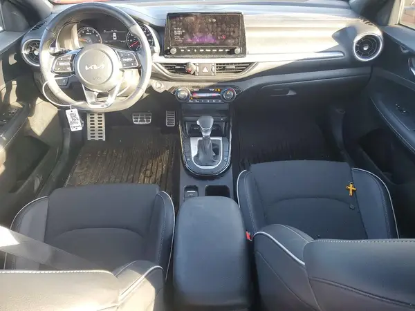 3KPF54AD8PE622920 2023 KIA FORTE - Image 8