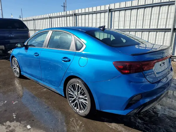 3KPF54AD8PE625221 2023 KIA FORTE - Image 2