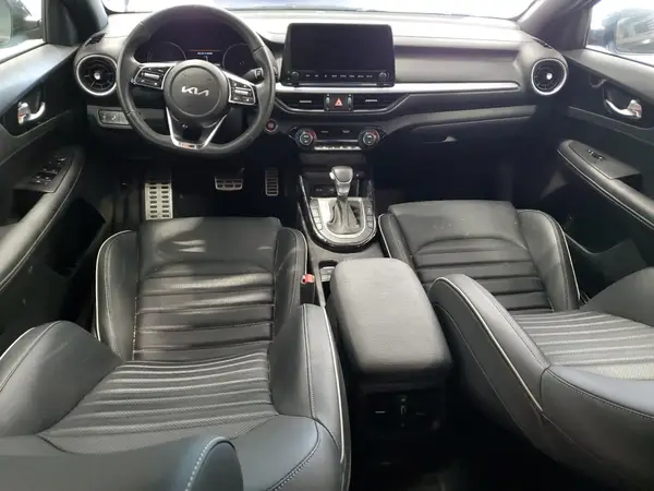 3KPF54AD8PE631651 2023 KIA FORTE - Image 8