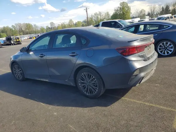 3KPF54AD8PE633707 2023 KIA FORTE - Image 2