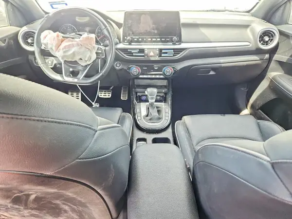 3KPF54AD8PE634372 2023 KIA FORTE - Image 8
