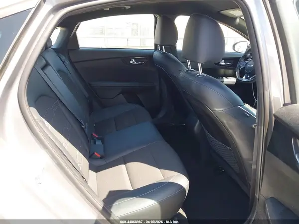 3KPF54AD8PE636428 2023 KIA FORTE - Image 8