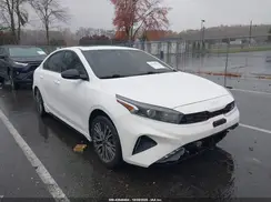 3KPF54AD8PE638597 2023 KIA FORTE