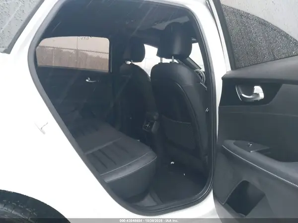 3KPF54AD8PE638597 2023 KIA FORTE - Image 8