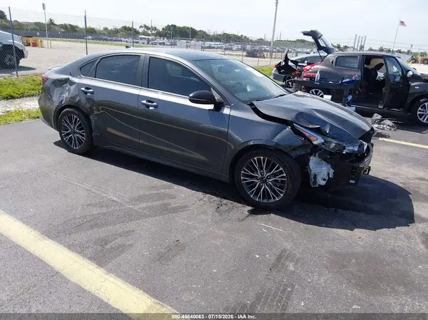 3KPF54AD8PE639006 2023 KIA FORTE - Image 1