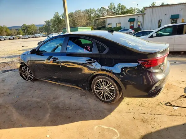 3KPF54AD8PE639314 2023 KIA FORTE - Image 2