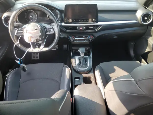 3KPF54AD8PE642195 2023 KIA FORTE - Image 8