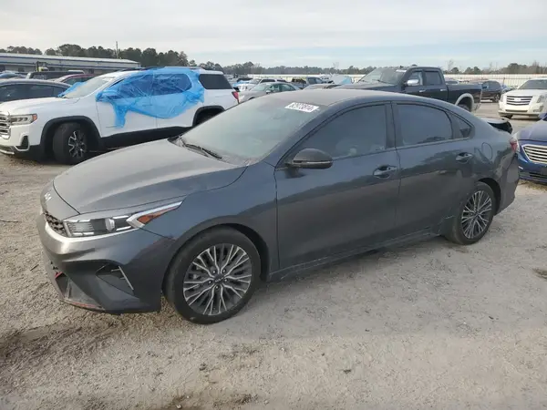3KPF54AD8PE644335 2023 KIA FORTE - Image 1